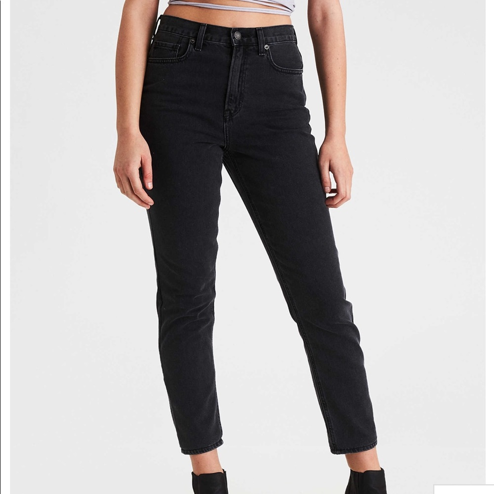 AMERICAN EAGLE Curvy Mom Jeans